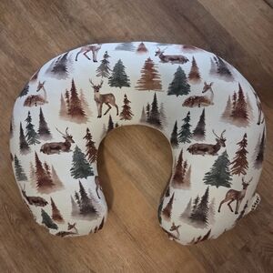 5 For 25$ Wildlife Themed Boppy Cover